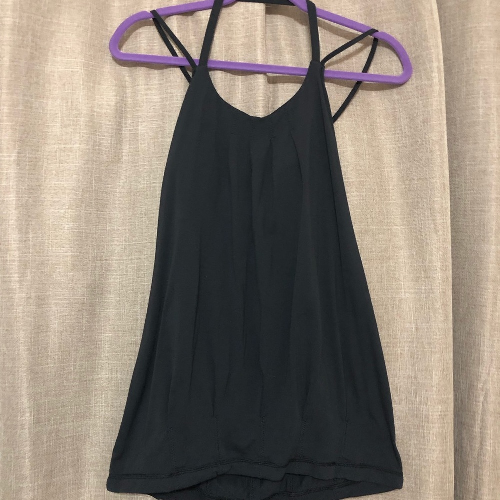 Lululemon top